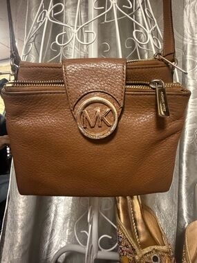 Michael Kors Tan Pebbled Leather Crossbody Bag with Gold Hardware
